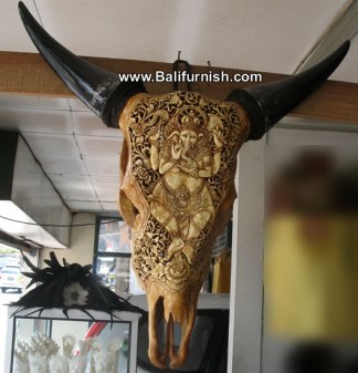 bhc-5-carved-bull-heads