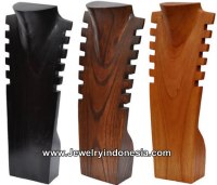 Jewelry Displays Wooden Busts