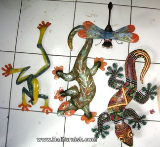 Painted Tin Crafts Bali