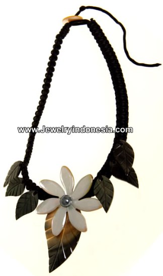 Mother of Pearl Shell Necklaces Bali Indonesia